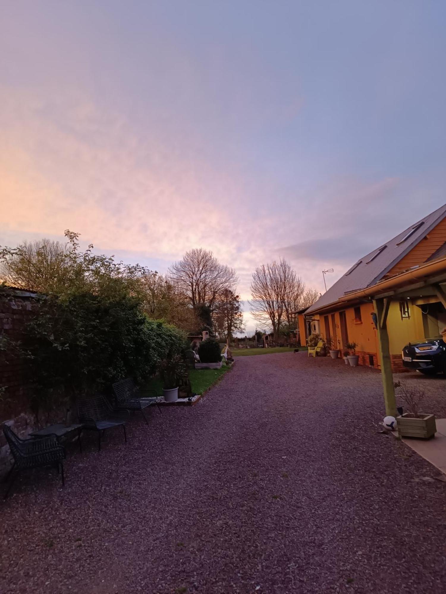 L'Ecurie Villa Meneslies Buitenkant foto